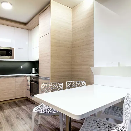 Pecr Deep Hotel apartamentowy 4*