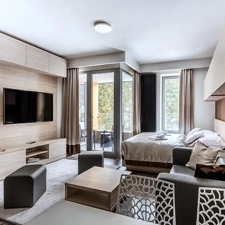 Aparthotel Pecr Deep 4*