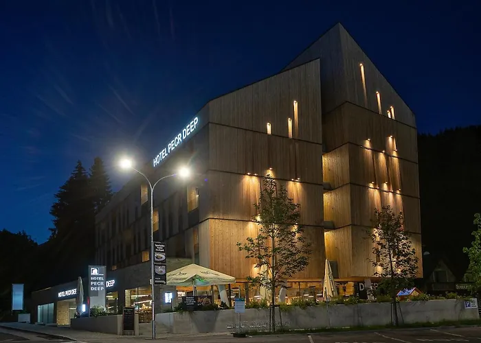 Aparthotel Pecr Deep 4*