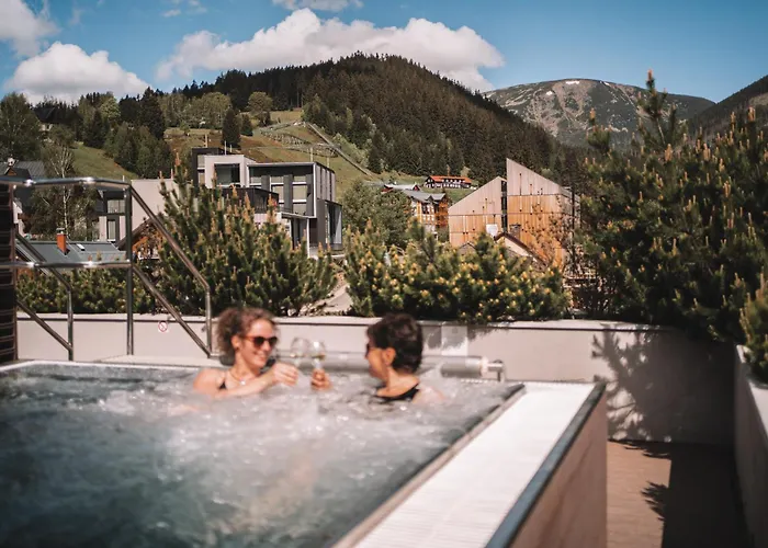 Pecr Deep Aparthotel