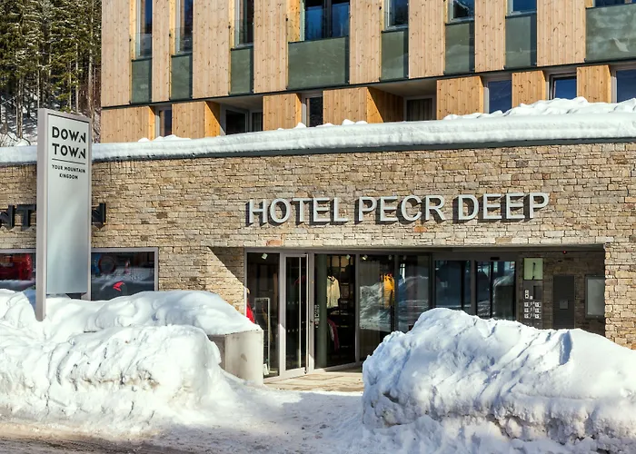 شقة فندقية Pecr Deep 4*